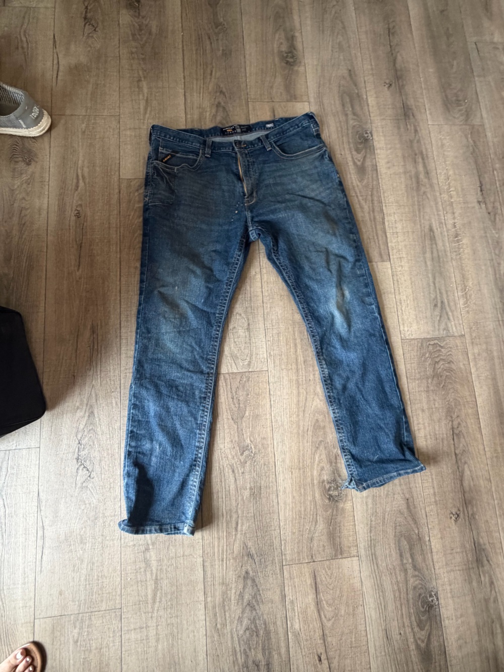 Classic Ariat Men’s Blue Denim Jeans